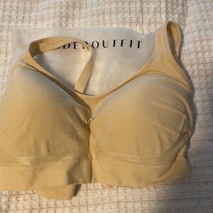 UNDEROUTFIT Active bra Tan Size XL New with Tags